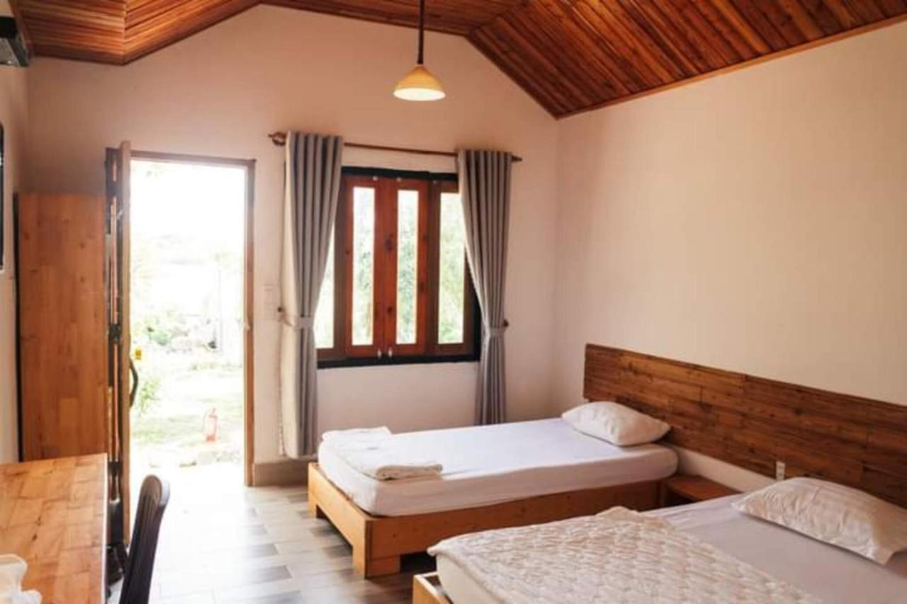 Villa Dao Hoa Vang Cam Ranh - Venuestay Exterior photo